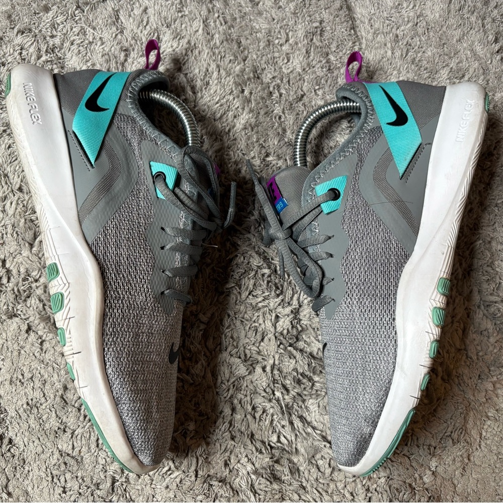 Women’s Nike Flex TR 9 Pure Platinum Cyan Running Sneakers Shoes Size 7.5